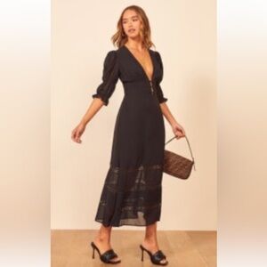 Beautiful never worn reformation dress!